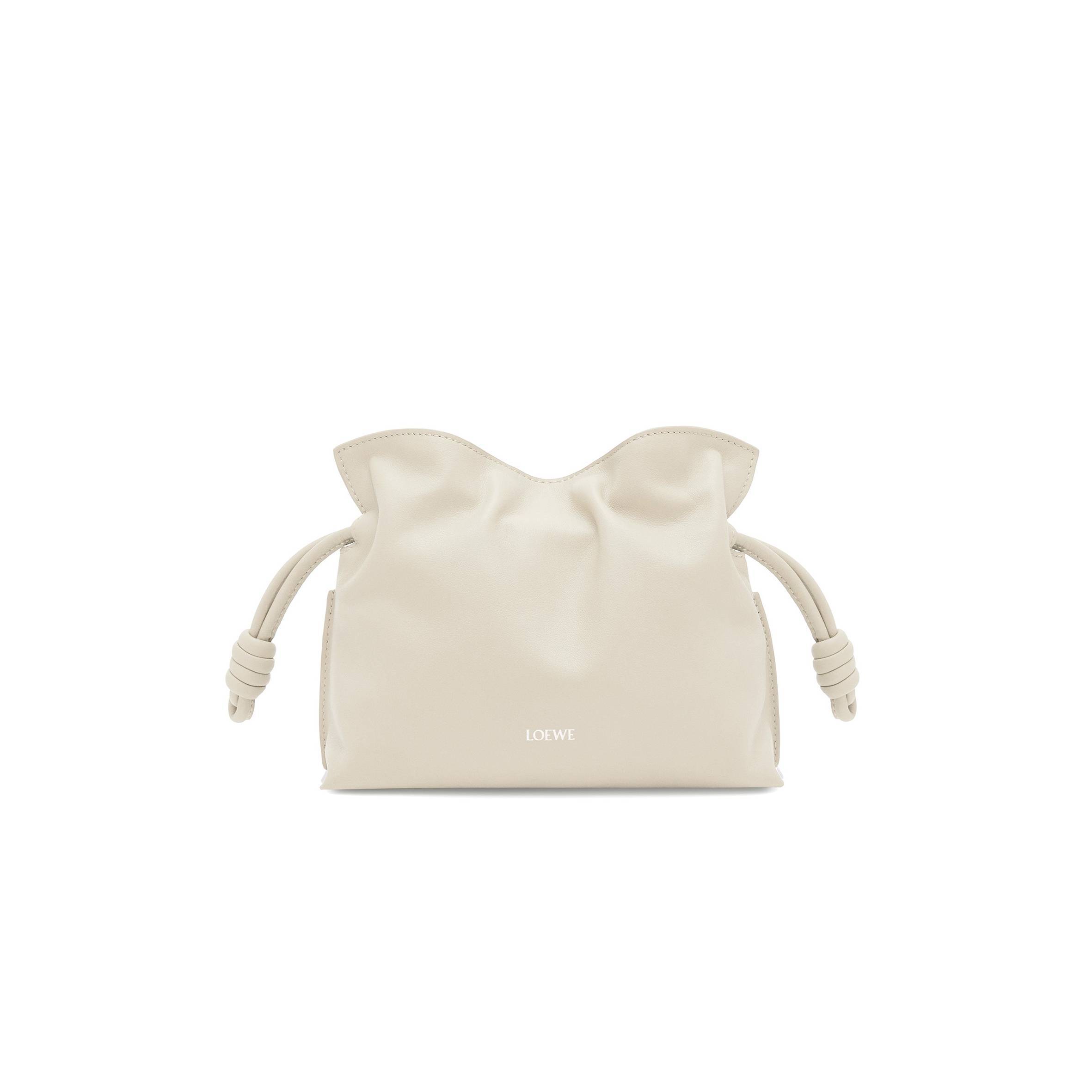 LOEWE MINI FLAMENCO CLUTCH IN NAPPA CALFSKIN A411FC2X73 (23.9*18*9cm) LOEWE MINI FLAMENCO CLUTCH IN NAPPA CALFSKIN A411FC2X73 (23.9*18*9cm)